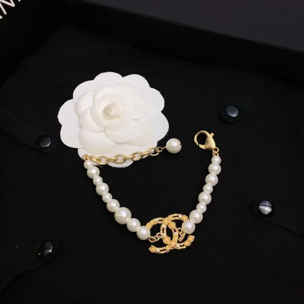 【CHANEL】ブレスレット、ファッションシンプルなスタイル