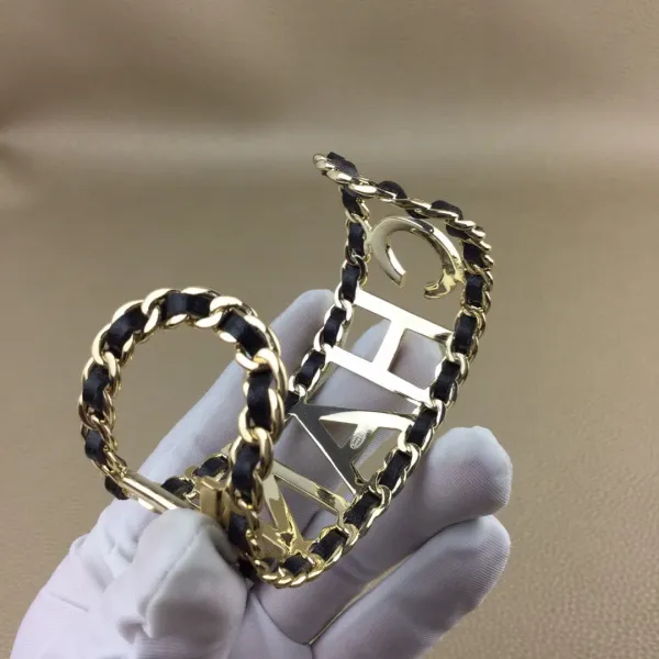 【CHANEL】ブレスレット、ファッションシンプルなスタイル