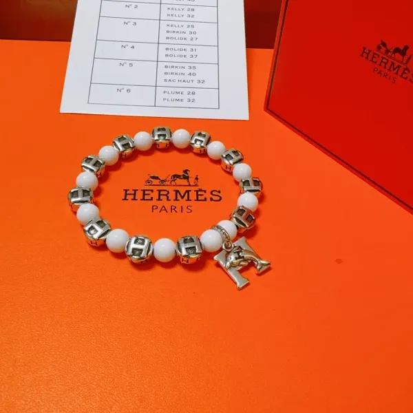 【HERMES】ブレスレット、ファッションシンプルなスタイル 2473 【HERMES】ブレスレット、ファッションシンプルなスタイル 2473