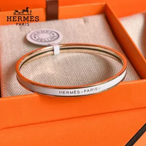 【 HERMES】ブレスレット、ファッションシンプルなスタイル 【 HERMES】ブレスレット、ファッションシンプルなスタイル
