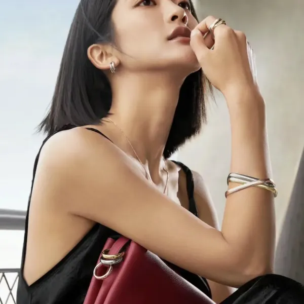 【CARTIER】ブレスレット、ファッションシンプルなスタイル 240729
