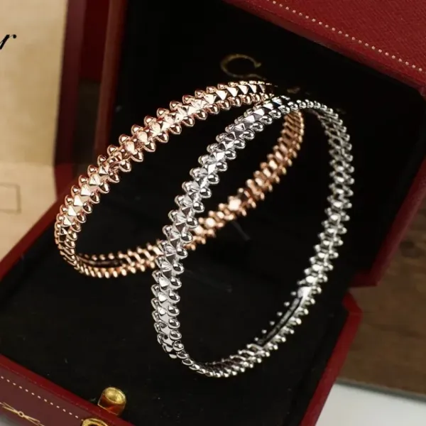 【CARTIER】ブレスレット、ファッションシンプルなスタイル 2472