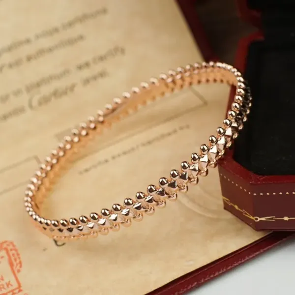 【CARTIER】ブレスレット、ファッションシンプルなスタイル 2472