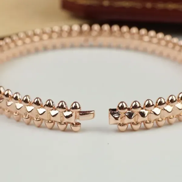 【CARTIER】ブレスレット、ファッションシンプルなスタイル 2472