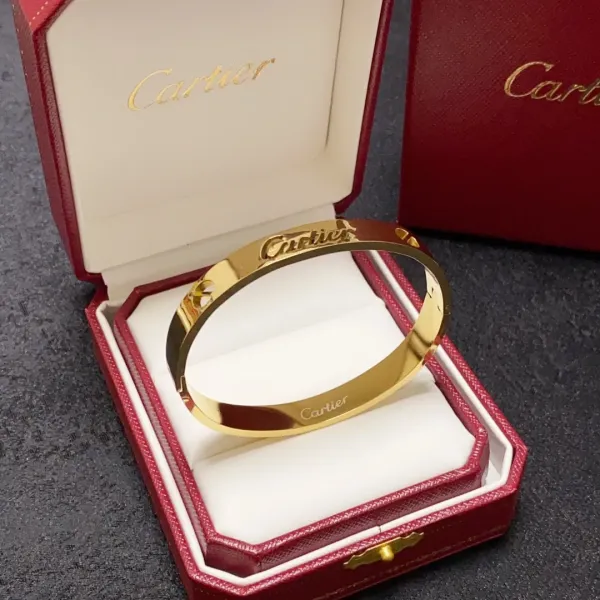 【CARTIER】ブレスレット、ファッションシンプルなスタイル 【CARTIER】ブレスレット、ファッションシンプルなスタイル