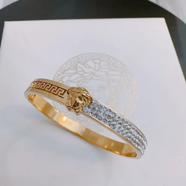 【VERSACE】ブレスレット、ファッションシンプルなスタイル 2474 【VERSACE】ブレスレット、ファッションシンプルなスタイル 2474