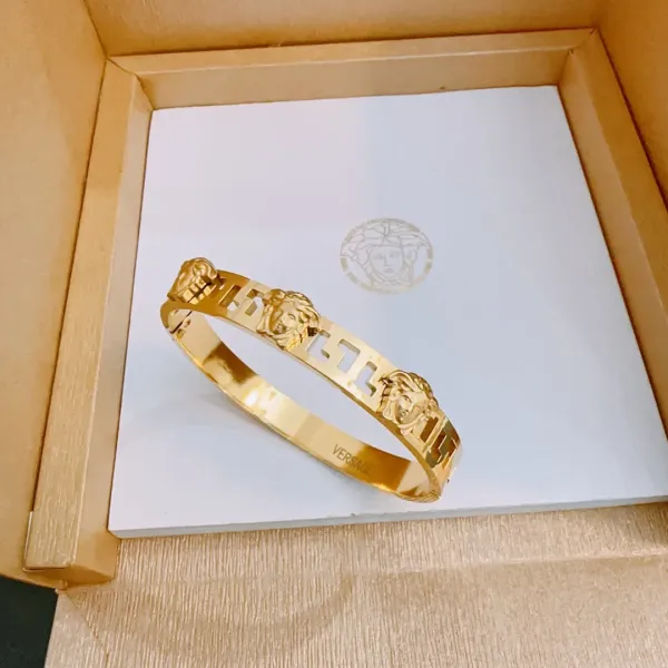 【VERSACE】ブレスレット、ファッションシンプルなスタイル 2474