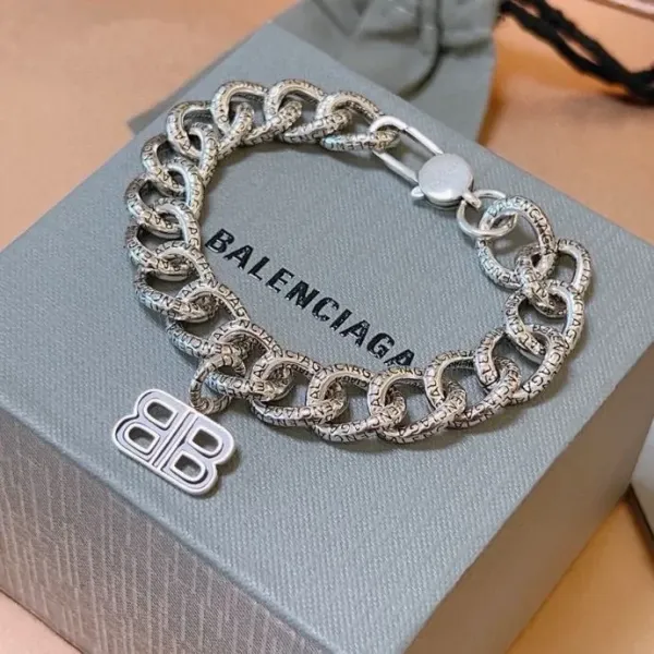 【BALENCIAGA】ブレスレット、ファッションシンプルなスタイル  240814