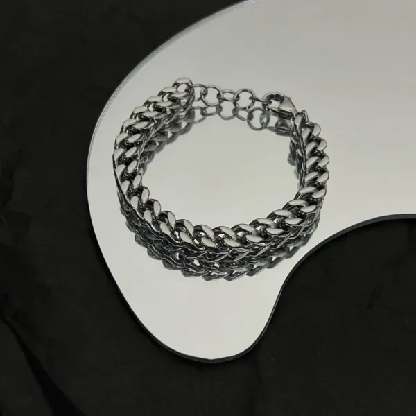 【BALENCIAGA】ブレスレット、ファッションシンプルなスタイル