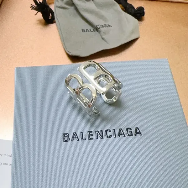 【BALENCIAGA】バレンシアガ 指輪 【BALENCIAGA】バレンシアガ 指輪