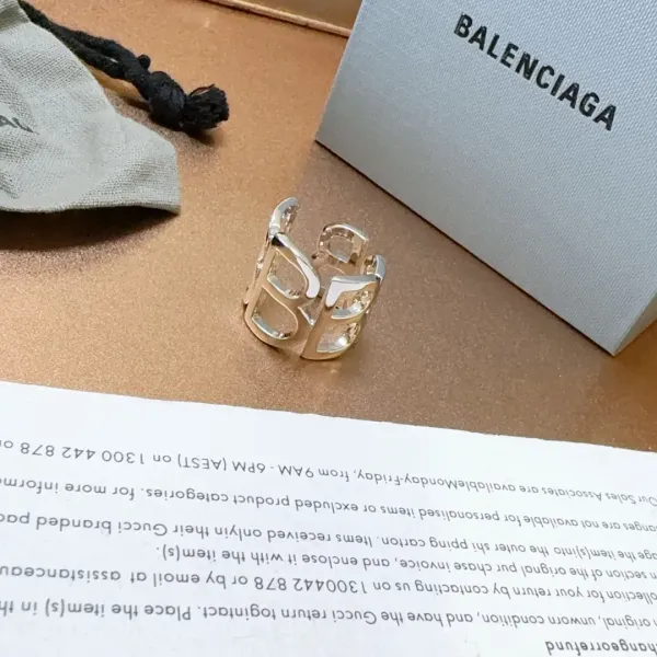 【BALENCIAGA】バレンシアガ 指輪 【BALENCIAGA】バレンシアガ 指輪