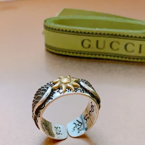 【GUCCI】クッチ  指輪