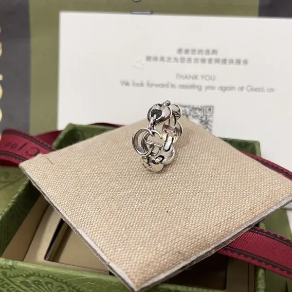 【GUCCI】クッチ  指輪