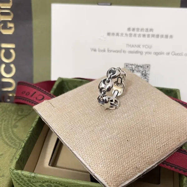 【GUCCI】クッチ  指輪