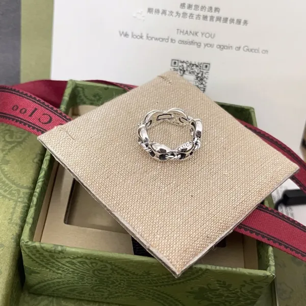 【GUCCI】クッチ  指輪