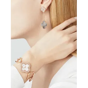 【Vancleef & Arpels】 マジック アルハンブラ イヤリング、2モチーフ