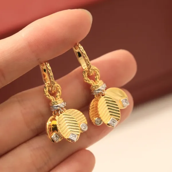 【CARTIER】 カルティエ   ファッションスタイルのイヤリング
