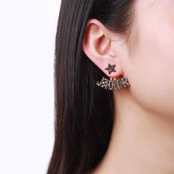 【DIOR】 ディオール ファッションスタイルのイヤリング 【DIOR】 ディオール ファッションスタイルのイヤリング