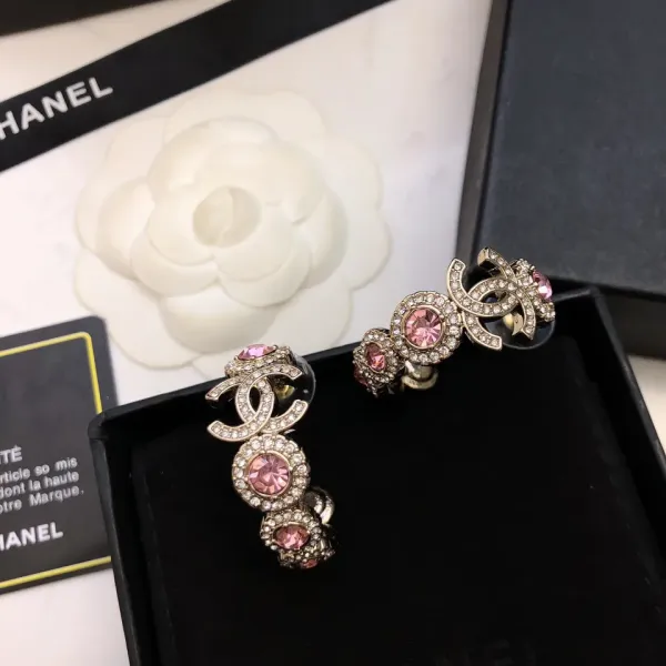 【CHANEL】 シャネル ファッションスタイルのイヤリング 【CHANEL】 シャネル ファッションスタイルのイヤリング