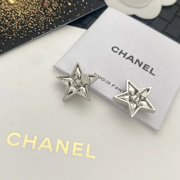 【CHANEL】 シャネル ファッションスタイルのイヤリング 【CHANEL】 シャネル ファッションスタイルのイヤリング
