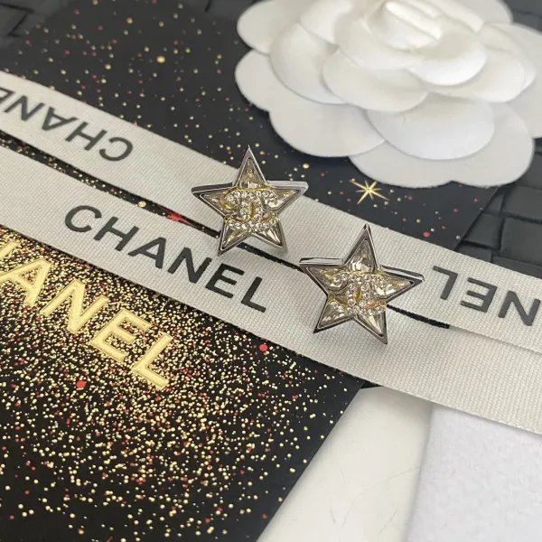 【CHANEL】 シャネル ファッションスタイルのイヤリング 【CHANEL】 シャネル ファッションスタイルのイヤリング
