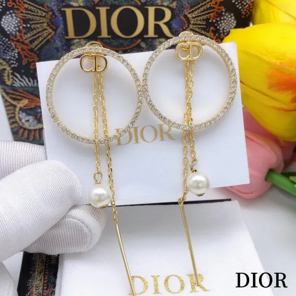 【DIOR】ディオール  ファッションスタイルのイヤリング