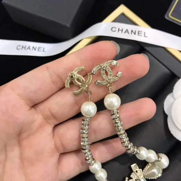 【CHANEL 】 シャネル ファッションスタイルのイヤリング 【CHANEL 】 シャネル ファッションスタイルのイヤリング