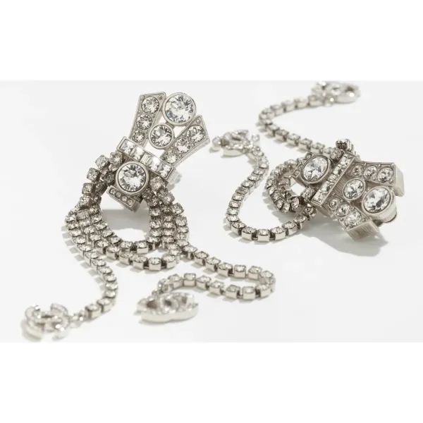 【CHANEL 】 シャネル ファッションスタイルのイヤリング 【CHANEL 】 シャネル ファッションスタイルのイヤリング