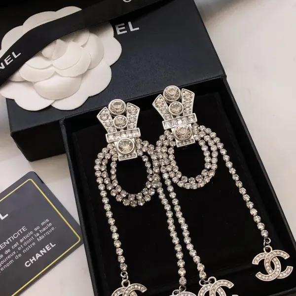 【CHANEL 】 シャネル ファッションスタイルのイヤリング 【CHANEL 】 シャネル ファッションスタイルのイヤリング