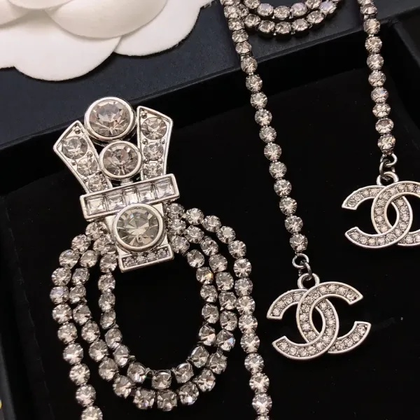 【CHANEL 】 シャネル ファッションスタイルのイヤリング 【CHANEL 】 シャネル ファッションスタイルのイヤリング