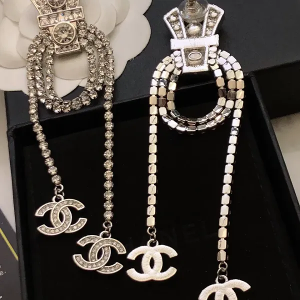 【CHANEL 】 シャネル ファッションスタイルのイヤリング 【CHANEL 】 シャネル ファッションスタイルのイヤリング