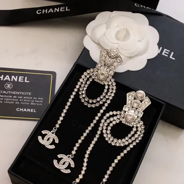 【CHANEL 】 シャネル ファッションスタイルのイヤリング 【CHANEL 】 シャネル ファッションスタイルのイヤリング