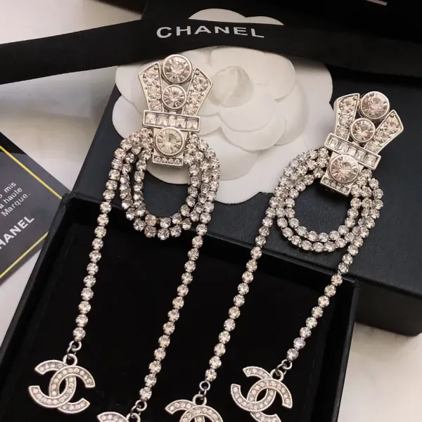 【CHANEL 】 シャネル ファッションスタイルのイヤリング 【CHANEL 】 シャネル ファッションスタイルのイヤリング