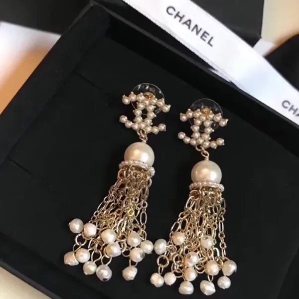 【CHANEL 】 シャネル ファッションスタイルのイヤリング 【CHANEL 】 シャネル ファッションスタイルのイヤリング