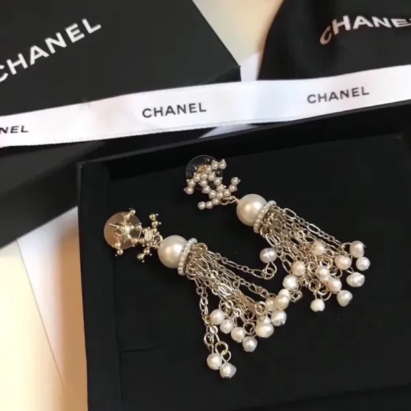 【CHANEL 】 シャネル ファッションスタイルのイヤリング 【CHANEL 】 シャネル ファッションスタイルのイヤリング