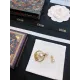 【DIOR】 ディオール ファッションスタイルのイヤリング 【DIOR】 ディオール ファッションスタイルのイヤリング