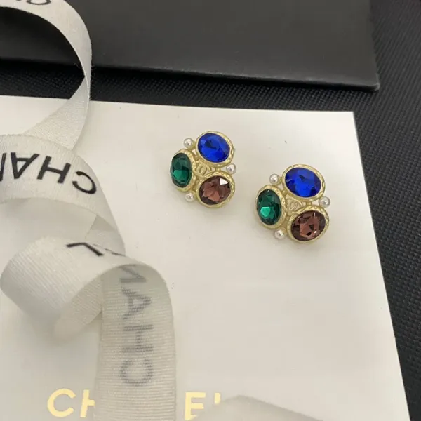 【CHANEL 】 シャネル ファッションスタイルのイヤリング 【CHANEL 】 シャネル ファッションスタイルのイヤリング