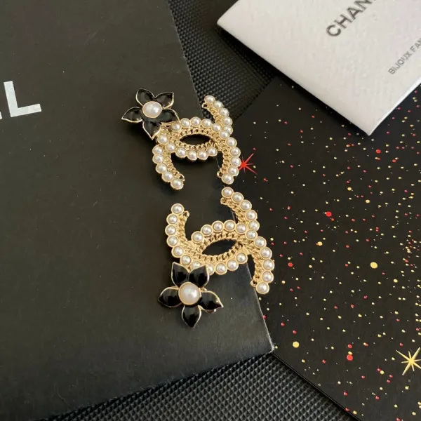 【CHANEL 】 シャネル ファッションスタイルのイヤリング 【CHANEL 】 シャネル ファッションスタイルのイヤリング