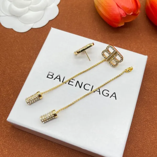 【BALENCIAGA】バレンシアガ    ファッションスタイルのイヤリング