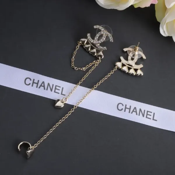 【CHANEL 】 シャネル   ファッションスタイルのイヤリング