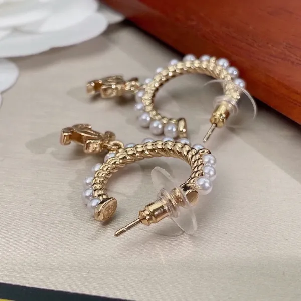 【CHANEL 】 シャネル ファッションスタイルのイヤリング 【CHANEL 】 シャネル ファッションスタイルのイヤリング