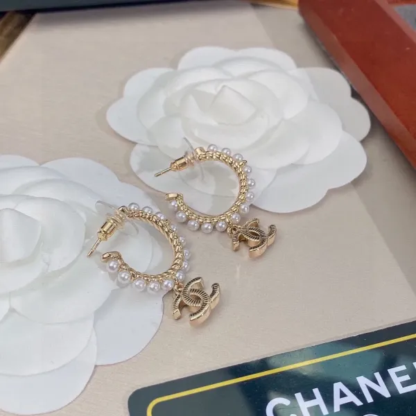 【CHANEL 】 シャネル ファッションスタイルのイヤリング 【CHANEL 】 シャネル ファッションスタイルのイヤリング