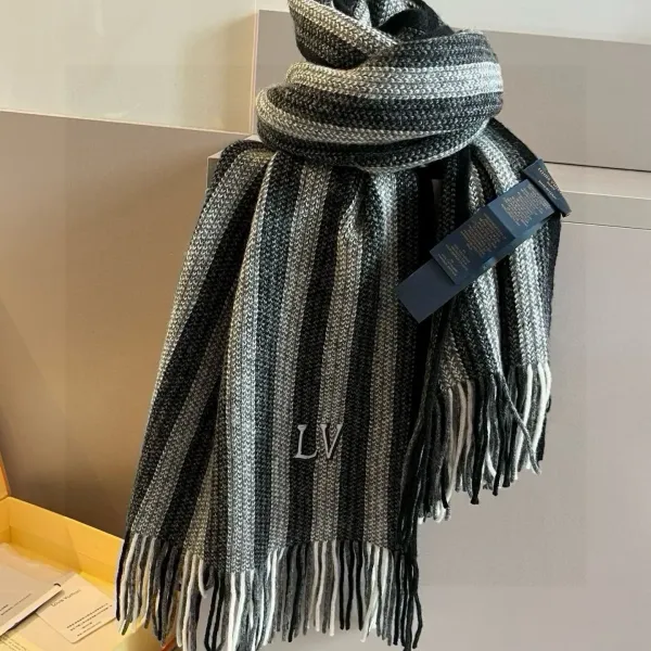 【LOUIS VUITTON ルイヴィトン】スカーフ 35*180CM 241207 【LOUIS VUITTON ルイヴィトン】スカーフ 35*180CM 241207