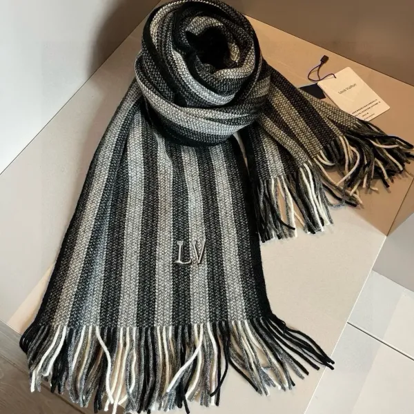 【LOUIS VUITTON ルイヴィトン】スカーフ 35*180CM 241207 【LOUIS VUITTON ルイヴィトン】スカーフ 35*180CM 241207