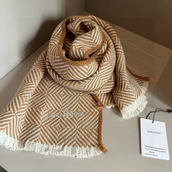 【LOUIS VUITTON ルイヴィトン】スカーフ 30*180CM 241207 【LOUIS VUITTON ルイヴィトン】スカーフ 30*180CM 241207