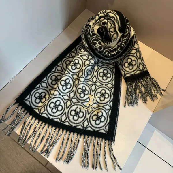 【LOUIS VUITTON ルイヴィトン】スカーフ 30*180CM 241207 【LOUIS VUITTON ルイヴィトン】スカーフ 30*180CM 241207