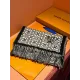 【LV LOUIS VUITTON ルイ·ヴィトン】 スカーフ 30*180cm  241107