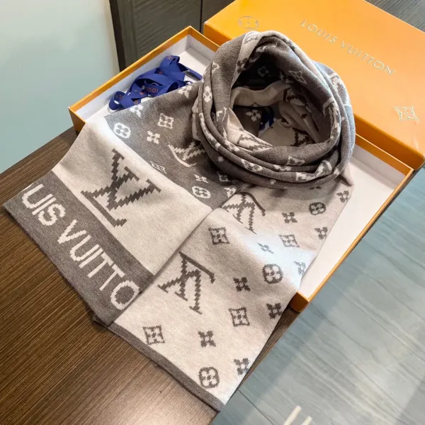 【LV LOUIS VUITTON ルイ·ヴィトン】 スカーフ 30*180cm 241107 【LV LOUIS VUITTON ルイ·ヴィトン】 スカーフ 30*180cm 241107