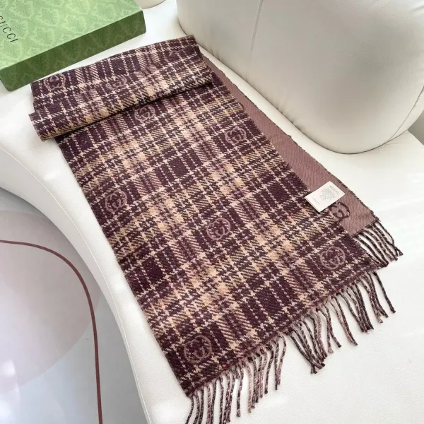 【GUCCI グッチ】スカーフ195*35CM 241209 【GUCCI グッチ】スカーフ195*35CM 241209