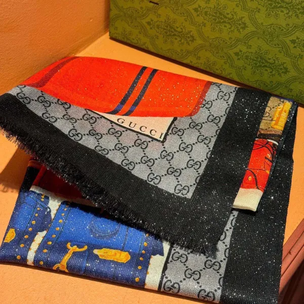 【GUCCI グッチ】スカーフ 110*200CM 241209 【GUCCI グッチ】スカーフ 110*200CM 241209